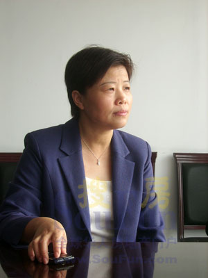 开幕式结束之后孙总接受济南媒体采访 开幕式结束之后孙总接受济南媒体采访