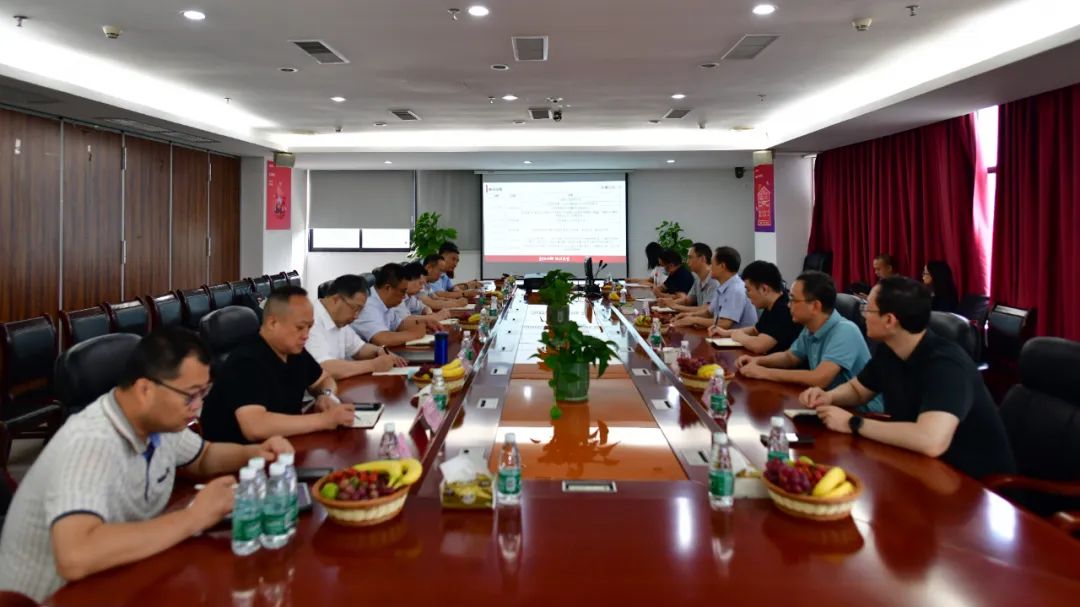助力实现双碳目标｜建材行业碳排放解剖“麻雀”课题组赴东鹏基地调研2.jpg