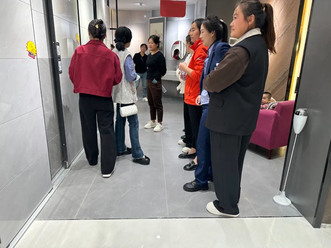 狮王瓷砖万人火花节全国巡回赛枣庄站火爆全城3.jpg